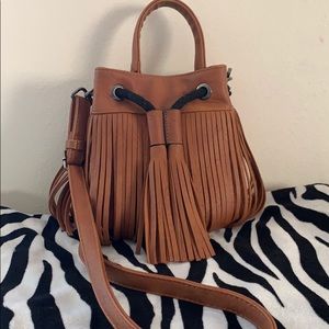 Super cute fringe crossbody bag